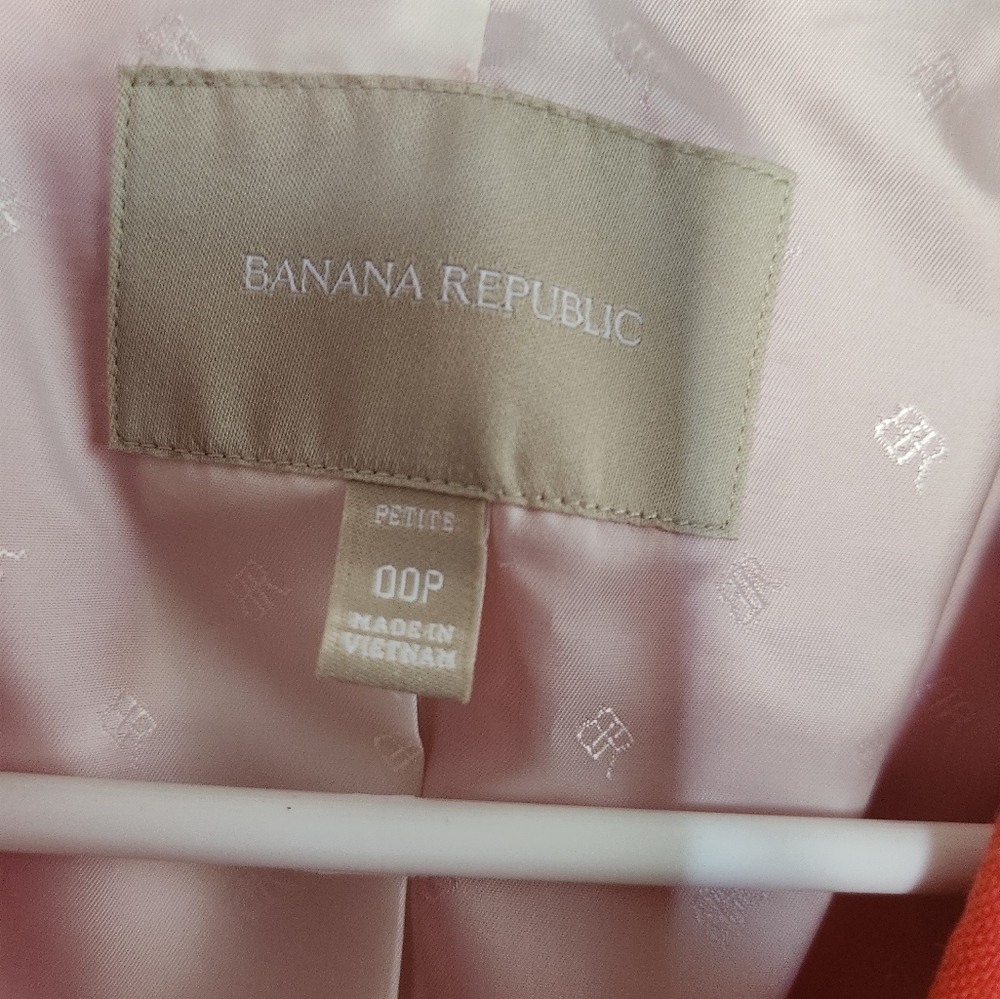 Banana Republic Women’s Linen Blend Coral Blazer Size 00P GREAT Used Condition - Picture 16 of 16